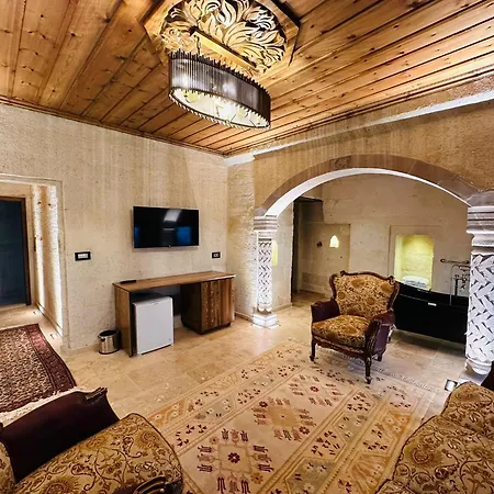 Hira Cave Hotel
