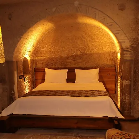 Hira Cave Hotel