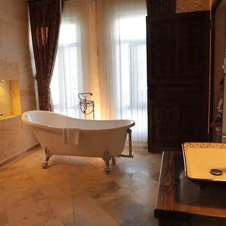 Hotel Hira Cave 5*