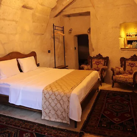 Hira Cave Hotel