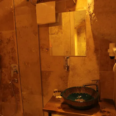 Hotel Hira Cave