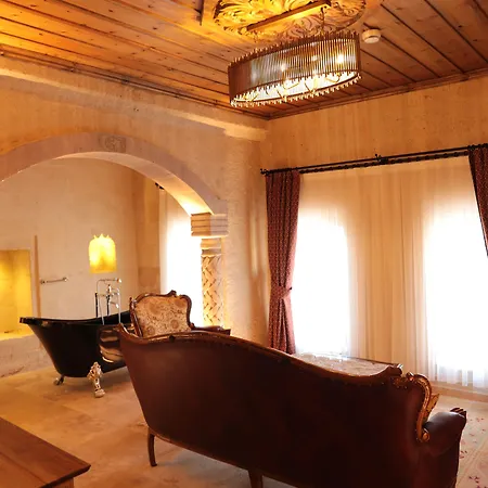 Отель Hira Cave 5*
