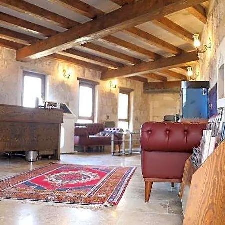 Hira Cave Hotel